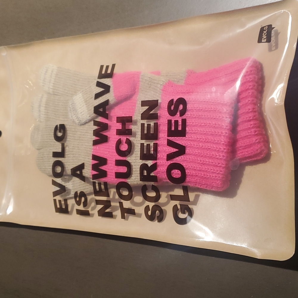 Touch screen gloves